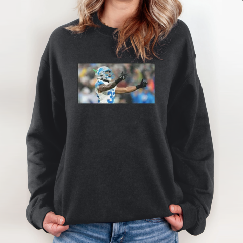 Branch Flipped Off Packers Fans Sweatshirt