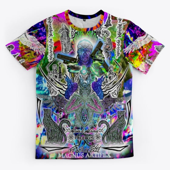 MAGNUS ARTIFEX ALCHIMIA | Fantasy Graphic Tee for Everyday Style