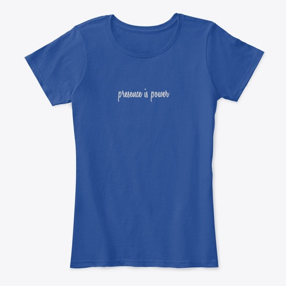 Clever Fox Presence Women's T-Shirt
