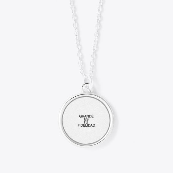GRANDE ES TU FIDELIDAD Apparel Streetwear Style Fan Favorite