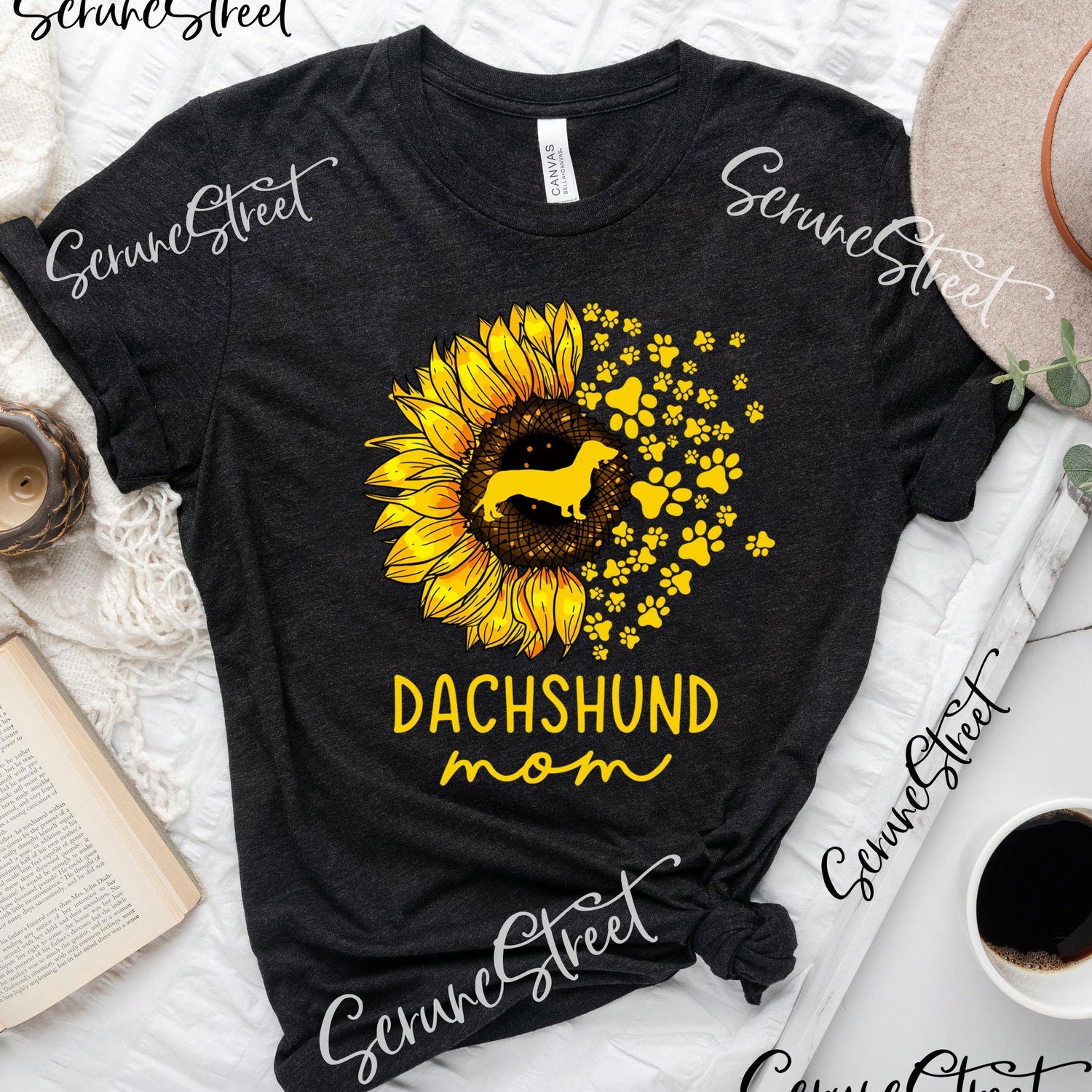 Sunflower Dachshund Mom Shirt, Dachshund Mama Shirt, Dachshund Lover Shirt, Mother's Day Gift For Dachshund Dog Owner