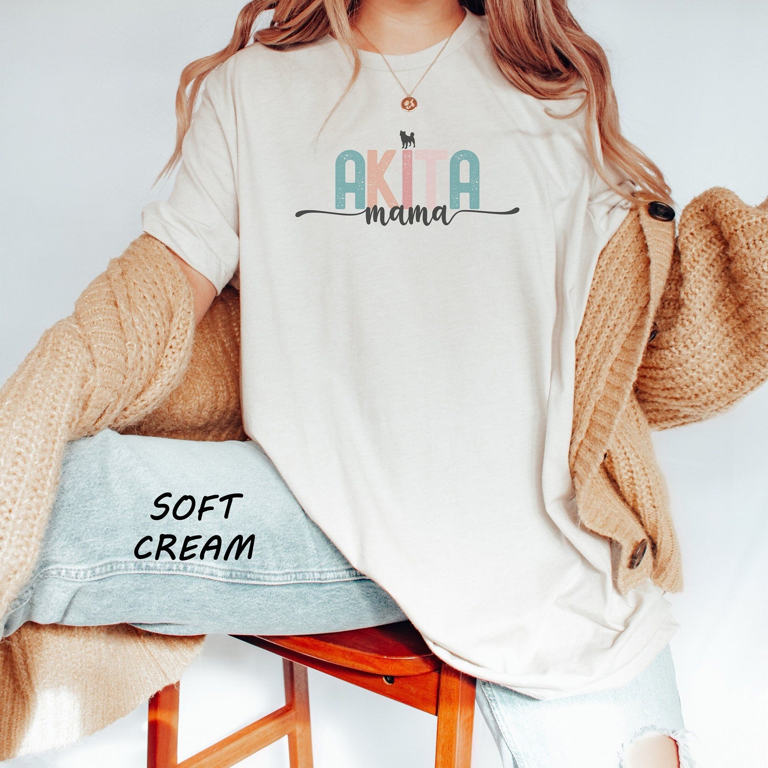 Dog Mom Shirt Dog Mama Shirt Dog Mom Gift DogMom T Shirt Dog Mom T-Shirt Dog Mom Tee Furmama Dog Lover Gift Dog Shirt Akita Mom T Shirt Gift