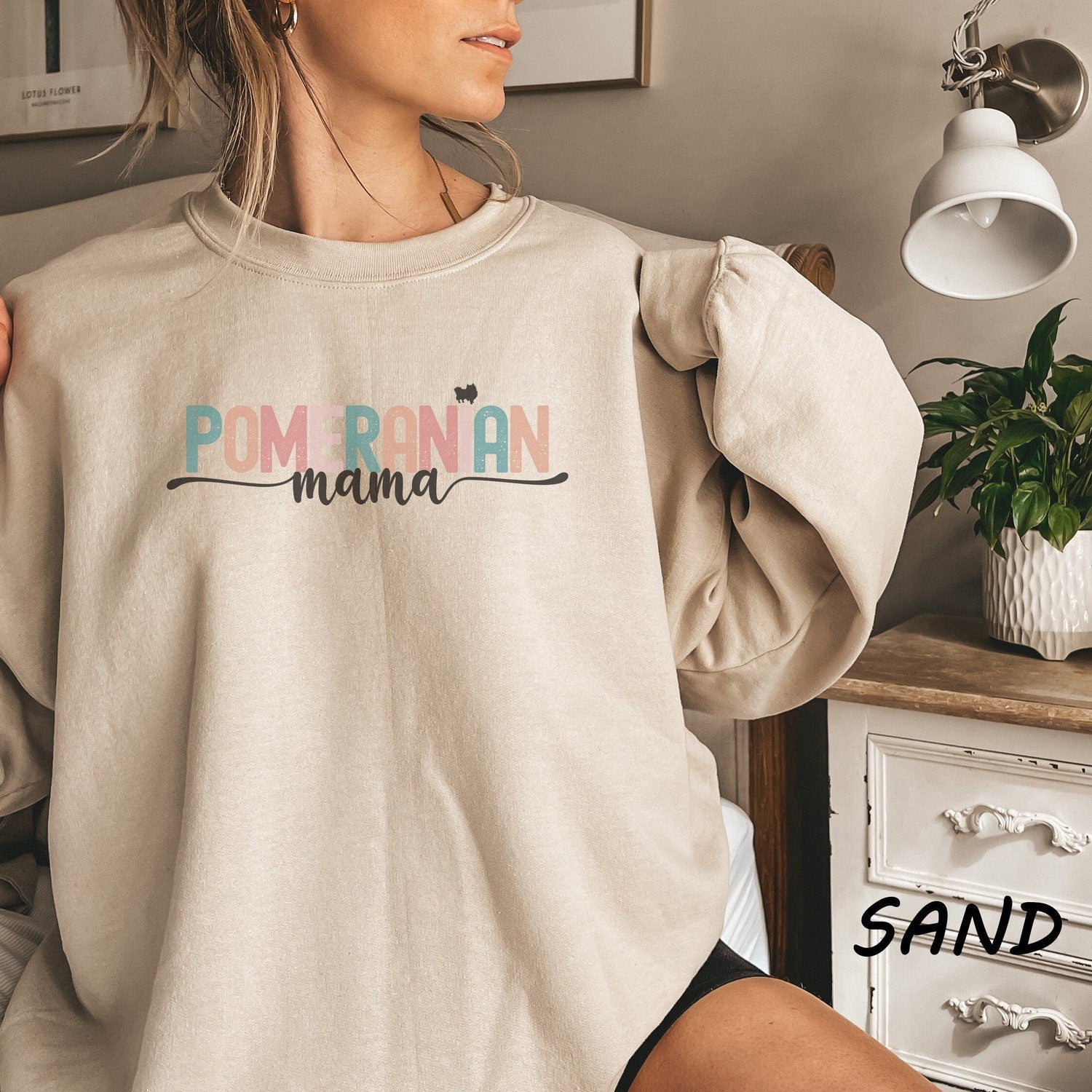 Dog Mom Shirt Sweatshirt Dog Mama Dog Mom Gift Dog Mom T Shirt Dog Mom T-Shirt Dog Mom Tee Fur Mama Dog Lover Gift Dog Shirt Pomeranian Gift