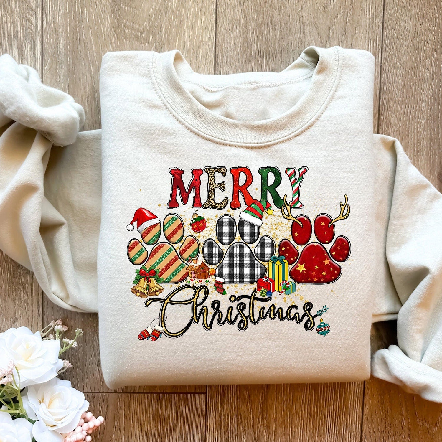 Merry Christmas Dogs Sweatshirt, Dog Mom Shirt, Christmas Dog Sweater, Dogs Paws Crewneck, Christmas Sweatshirt,Puppies Shirt,Xmas Tee Gift