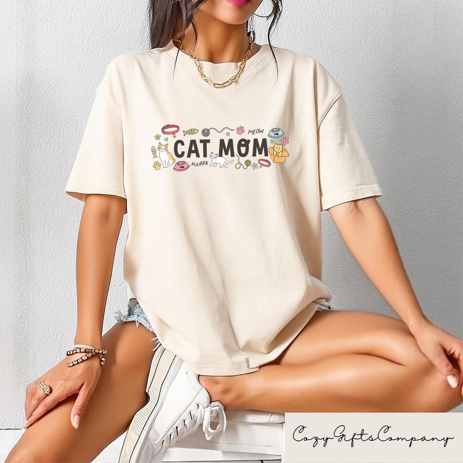 Cute Cat Mom Shirt - Funny Mother's Day Purrrr Cat Sweatshirt Gift for Fur Mama