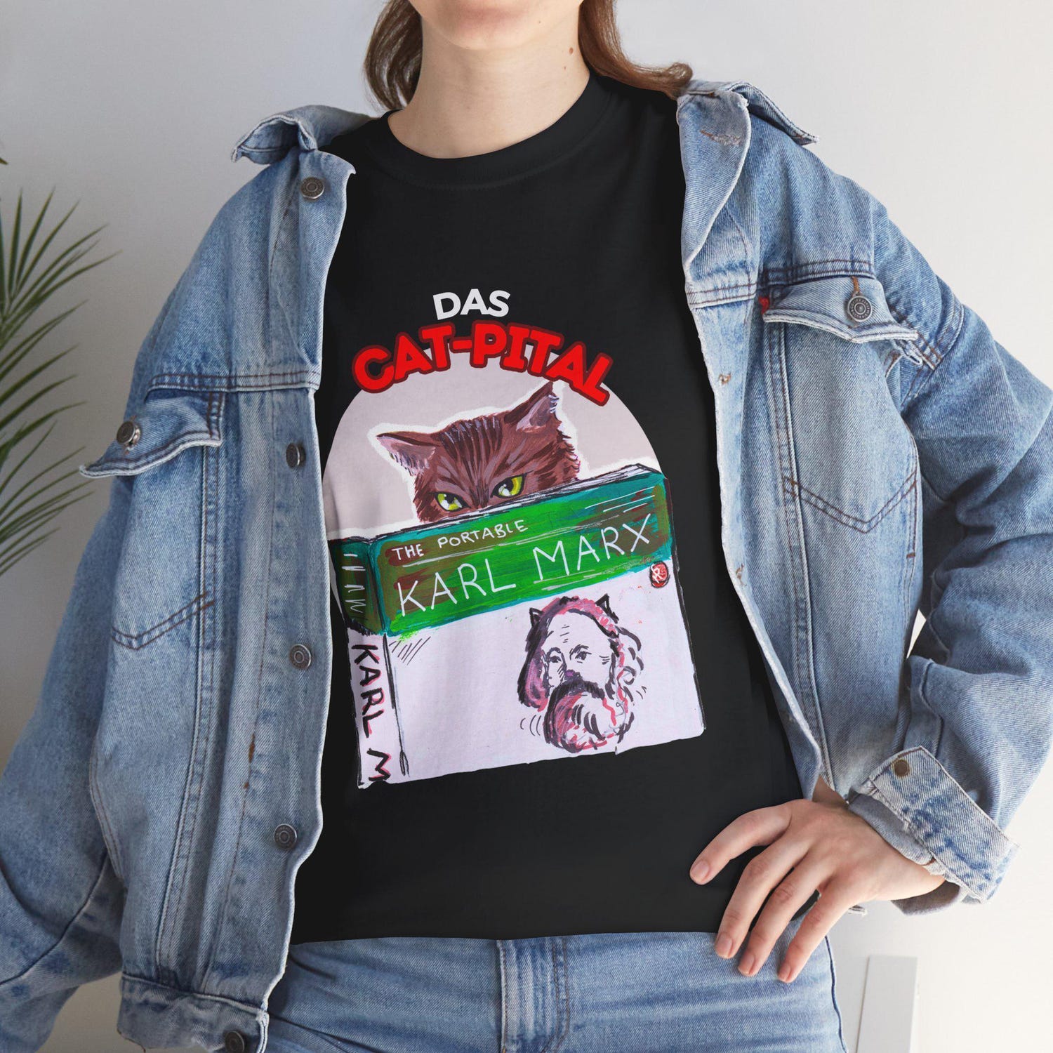 Funny Karl Marx Cat Meme T-Shirt - Anti-Capitalist Sociologist Gift for Cat Lovers