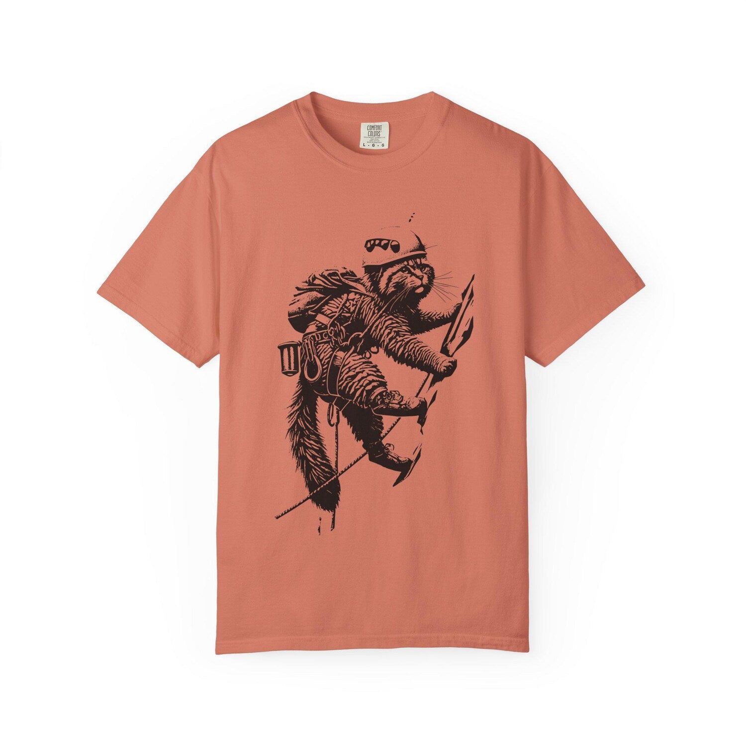 Vintage Rock Climbing Cat T-Shirt: Retro Graphic Tee, Cat Lover Gift