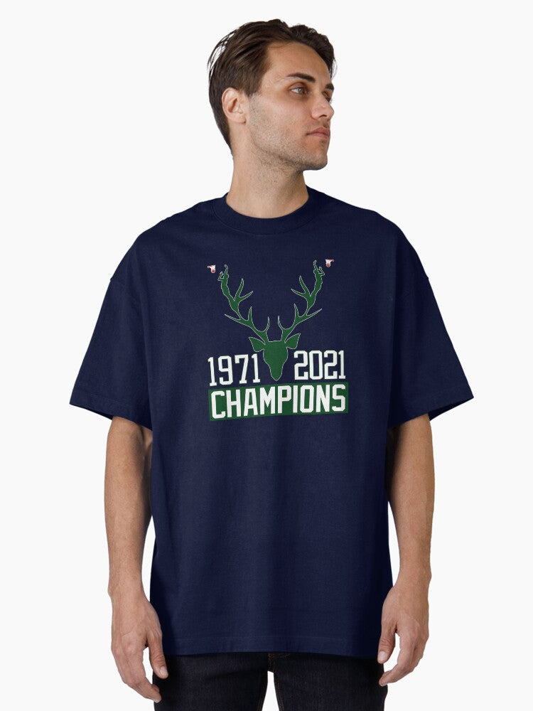 Milwaukee basketball Champions 1971 2021 Oversized T Shirt T Shirt Viral TikTok Best Seller Look