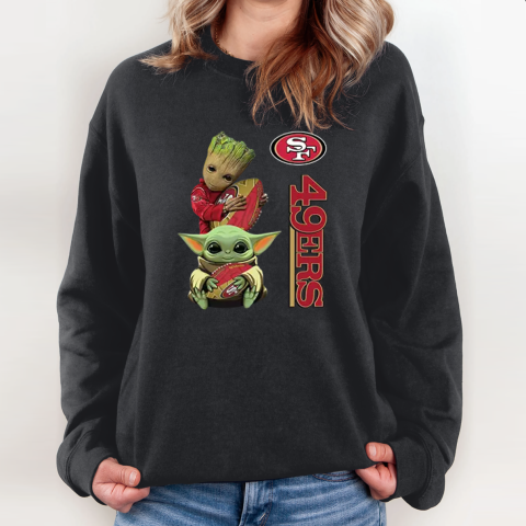 Baby Yoda And Groot Hug San Francisco 49Ers Sweatshirt